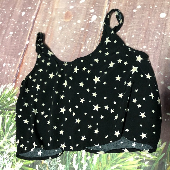 Forever 21 Star Print Black Crop Top - Picture 4 of 6